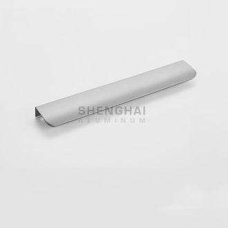 Aluminium cabinet handles