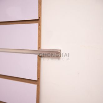 Aluminum slatwall retail display