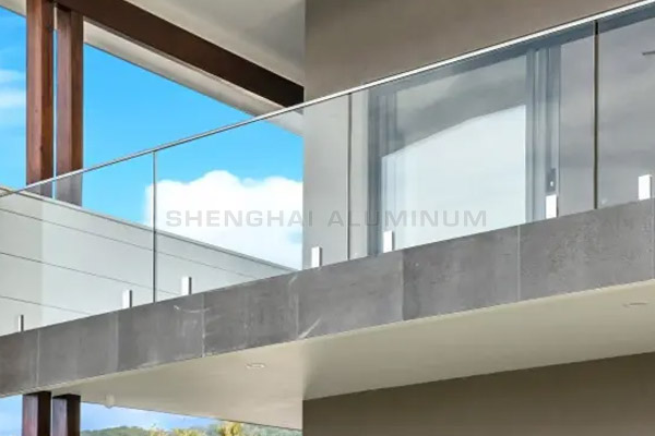 Base shoe aluminum glass railing