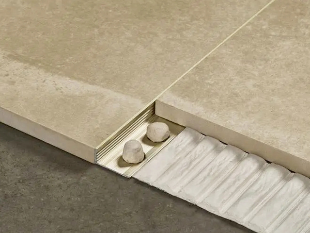 china aluminium tile floor trims strip